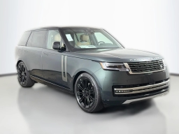 Land Rover Range Rover SE P400 LWB 7 Seat 2026
