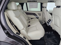 Land Rover Range Rover SE P400 LWB 7 Seat 2026