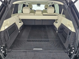 Land Rover Range Rover SE P400 LWB 7 Seat 2026