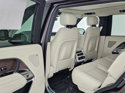 Land Rover Range Rover SE P400 LWB 7 Seat 2026