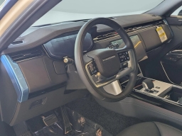 Land Rover Range Rover SE P400 LWB 7 Seat 2026
