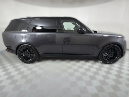 Land Rover Range Rover SE P400 LWB 7 Seat 2026