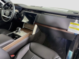 Land Rover Range Rover SE P400 LWB 7 Seat 2026