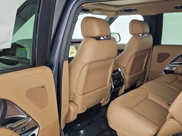 Land Rover Range Rover SE P400 LWB 7 Seat 2026