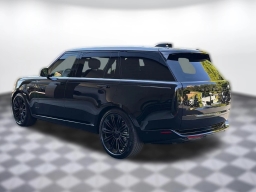 Land Rover Range Rover SE P400 LWB 7 Seat 2026