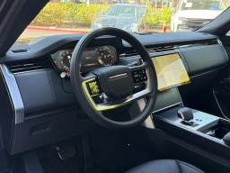Land Rover Range Rover SE P400 LWB 7 Seat 2026