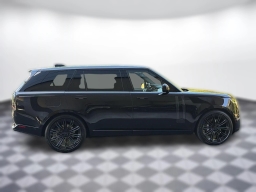 Land Rover Range Rover SE P400 LWB 7 Seat 2026