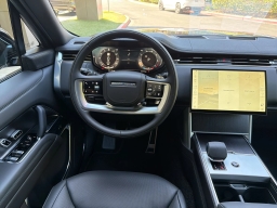Land Rover Range Rover SE P400 LWB 7 Seat 2026