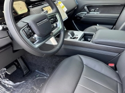 Land Rover Range Rover SE P400 LWB 7 Seat 2026