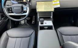 Land Rover Range Rover SE P400 LWB 7 Seat 2026