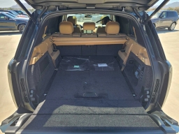 Land Rover Range Rover SE P400 LWB 7 Seat 2026
