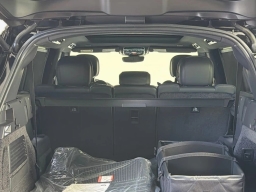 Land Rover Range Rover SE P400 LWB 7 Seat 2026