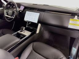 Land Rover Range Rover SE P400 LWB 7 Seat 2026