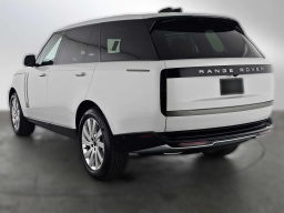 Land Rover Range Rover SE P400 LWB 7 Seat 2026