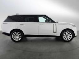 Land Rover Range Rover SE P400 LWB 7 Seat 2026