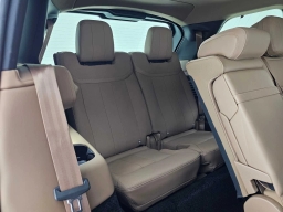 Land Rover Range Rover SE P400 LWB 7 Seat 2026