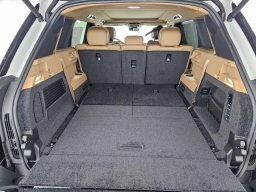Land Rover Range Rover SE P400 LWB 7 Seat 2026