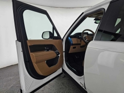 Land Rover Range Rover SE P400 LWB 7 Seat 2026