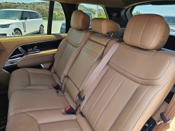 Land Rover Range Rover SE P400 LWB 7 Seat 2026