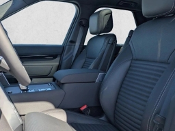 Land Rover Discovery S AWD 2026