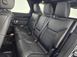 Land Rover Discovery S AWD 2026