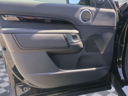 Land Rover Discovery S AWD 2026