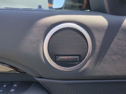 Land Rover Discovery S AWD 2026