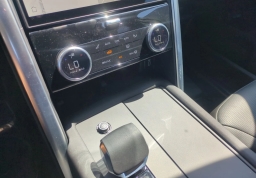Land Rover Discovery S AWD 2026