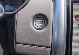 Land Rover Discovery S AWD 2026