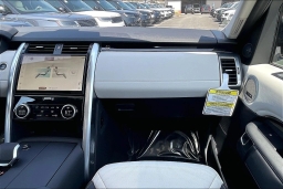 Land Rover Discovery S AWD 2026