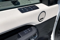 Land Rover Discovery S AWD 2026