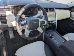 Land Rover Discovery S AWD 2026