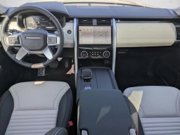 Land Rover Discovery S AWD 2026