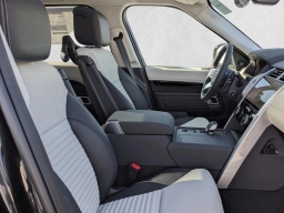 Land Rover Discovery S AWD 2026