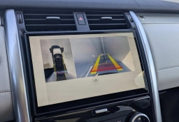 Land Rover Discovery Dynamic SE AWD 2026