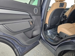 Land Rover Discovery Dynamic SE AWD 2026