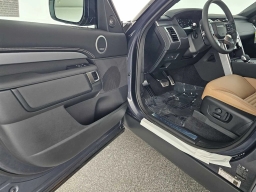 Land Rover Discovery Dynamic SE AWD 2026