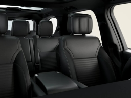 Land Rover Discovery Dynamic SE AWD 2026