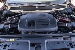 Land Rover Discovery Gemini Edition AWD 2026