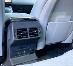 Land Rover Range Rover Velar Dynamic SE P400 2026