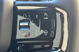 Land Rover Range Rover Evoque Dynamic SE AWD 2026