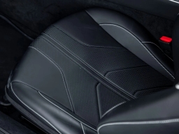Aston Martin Vantage Base Coupe 2026
