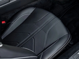Aston Martin Vantage Base Coupe 2026