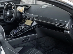 Aston Martin Vantage Base Coupe 2026