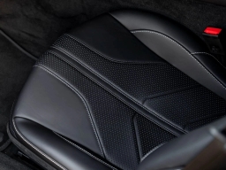 Aston Martin Vantage Base Roadster 2026