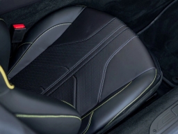 Aston Martin Vantage Base Roadster 2026