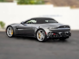 Aston Martin Vantage Base Roadster 2026