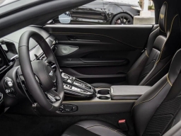 Aston Martin Vantage Base Roadster 2026