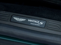 Aston Martin Vantage S Roadster 2026