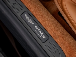 Aston Martin Vantage S Roadster 2026